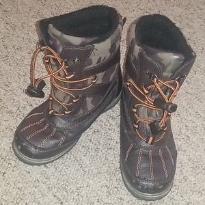 Size 13 boys totes boots